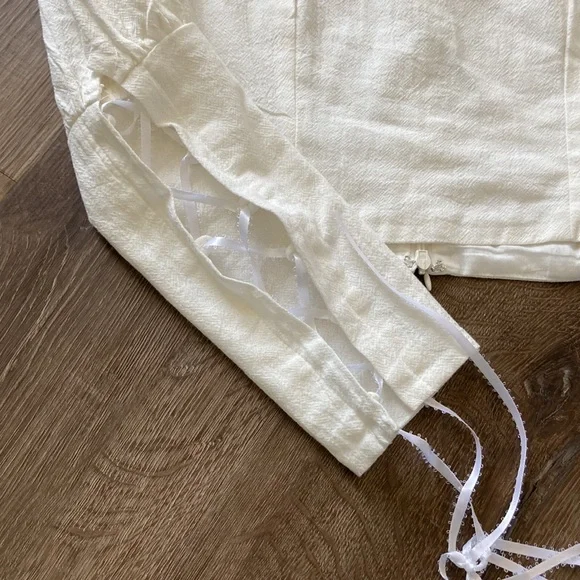 Gorgeous white top - Picture 7 of 10